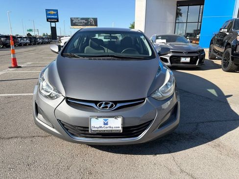 Used 2014 Hyundai Elantra SE FWD image 3