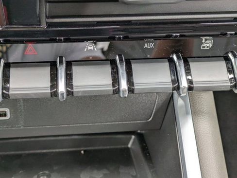 New 2025 Chevrolet Colorado ZR2 w/ Midnight Edition image 33