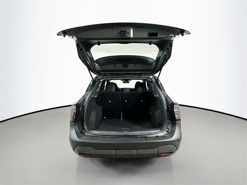 Used 2025 Nissan Kicks S image 33