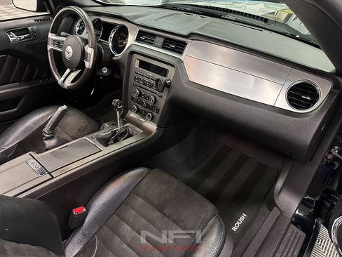 Used 2010 Ford Mustang GT image 41