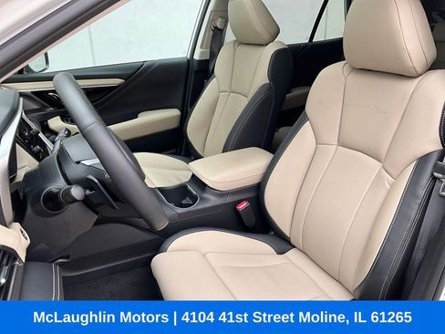 Certified 2025 Subaru Outback Limited image 9