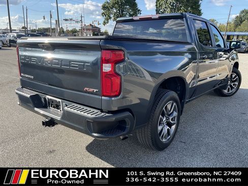 Used 2020 Chevrolet Silverado 1500 RST w/ RST Value Package image 5