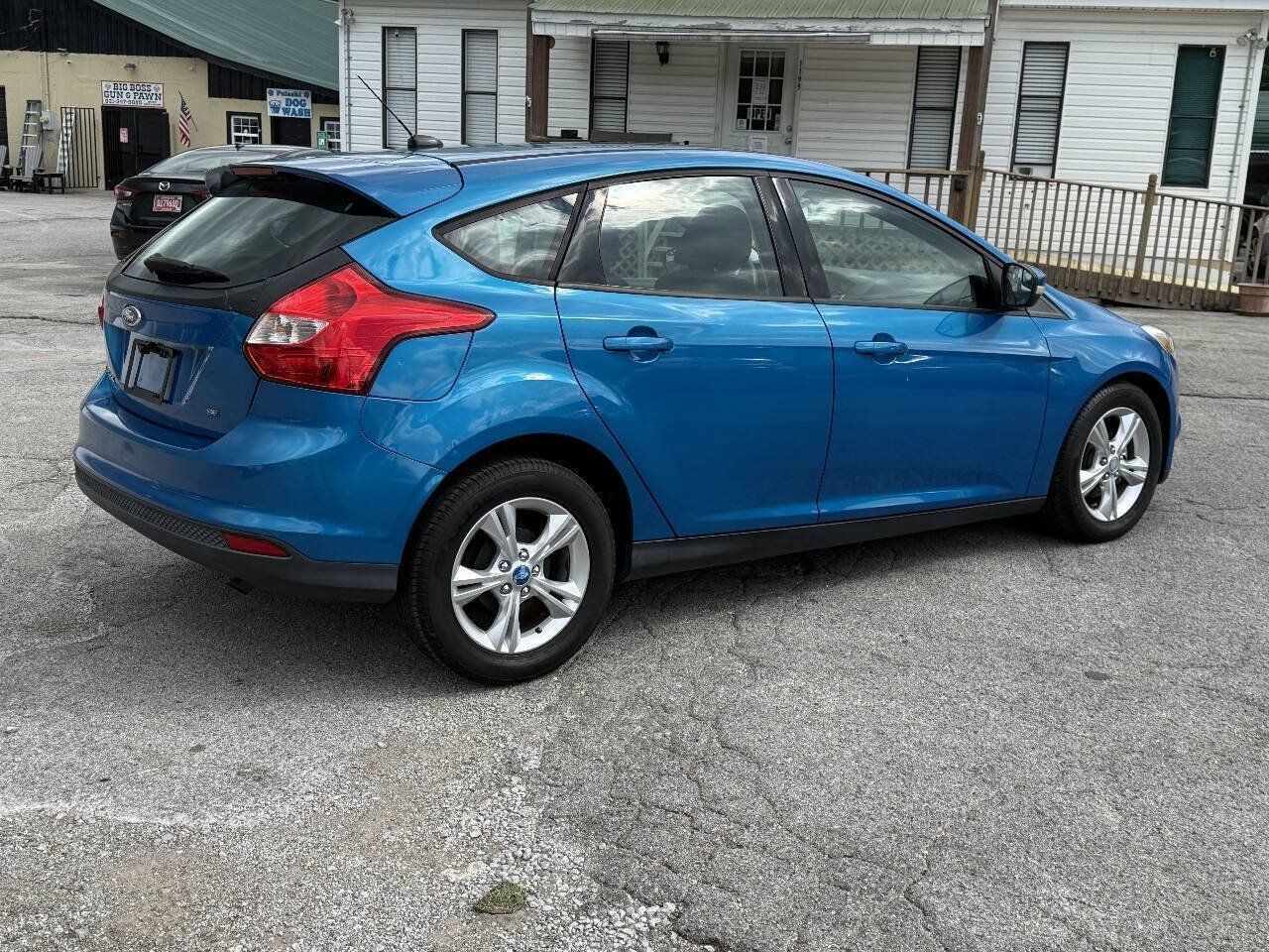 Used 2013 Ford Focus SE FWD image 6