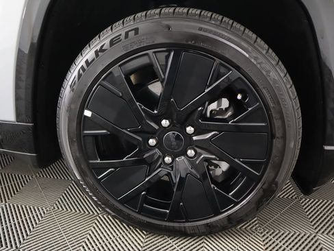 Used 2025 Jeep Wagoneer S Launch Edition image 33