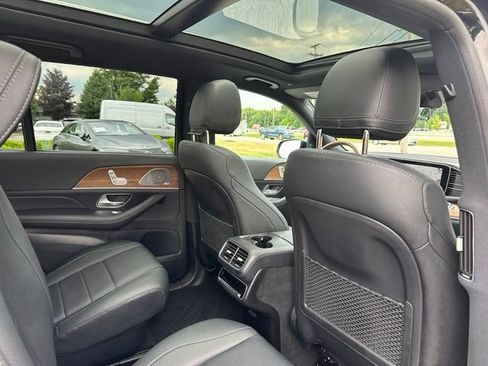 Used 2022 Mercedes-Benz GLS 450 4MATIC image 22