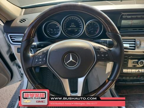 Used 2014 Mercedes-Benz E 350 4MATIC Sedan image 22