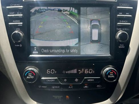Used 2017 Nissan Murano Platinum w/ Platinum Technology Package AWD/4WD image 18