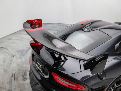 Used 2017 Dodge Viper ACR w/ Extreme Aero Package RWD image 19