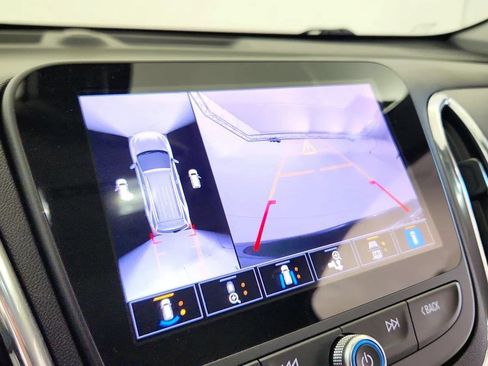 Used 2022 Chevrolet Equinox LT FWD image 20