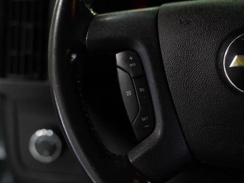Used 2020 Chevrolet Express 2500 Extended RWD image 13