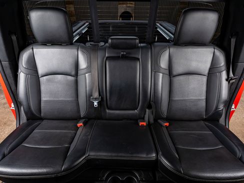 Used 2021 RAM 2500 Power Wagon image 36