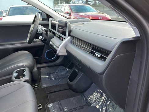Used 2024 Hyundai Ioniq 5 Limited image 46