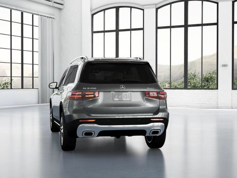 New 2025 Mercedes-Benz GLB 250 4MATIC image 26