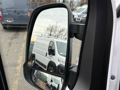Used 2025 RAM ProMaster 2500 w/ Convenience Group FWD image 39
