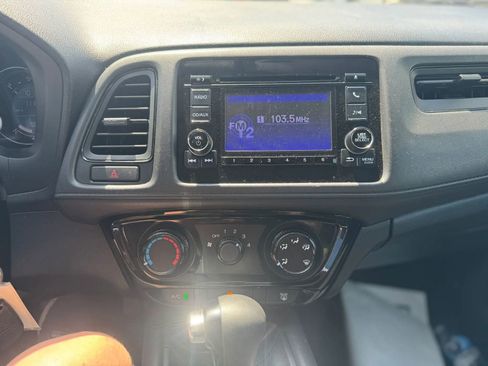Used 2016 Honda HR-V LX image 15