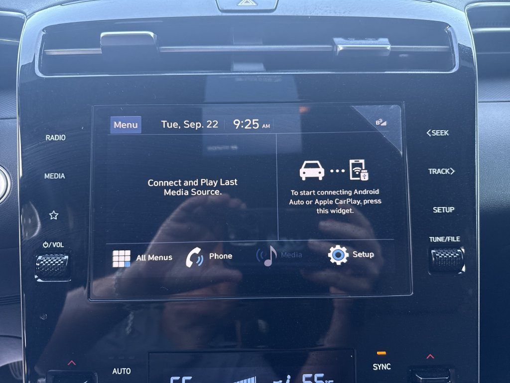 Certified 2024 Hyundai Santa Cruz SEL FWD image 22