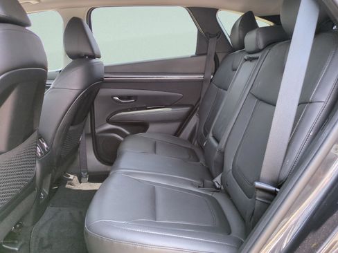 Used 2023 Hyundai Tucson Limited w/ Cargo Package FWD image 10