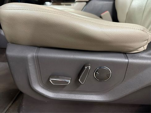 Used 2019 Ford Expedition XLT w/ Equipment Group 202A image 40