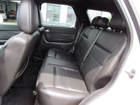 Used 2009 Ford Escape Limited AWD/4WD image 35