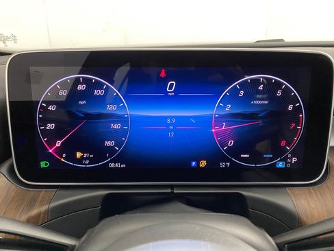 Used 2025 Mercedes-Benz C 300 4MATIC Sedan image 19