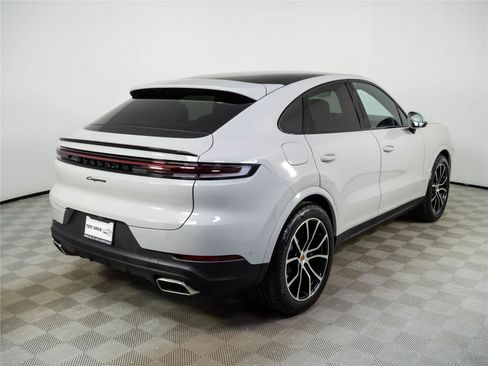 New 2026 Porsche Cayenne Coupe AWD/4WD image 29