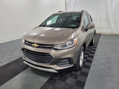 Used 2022 Chevrolet Trax LT w/ Driver Confidence Package AWD/4WD image 14