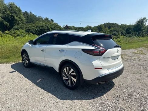 Used 2019 Nissan Murano SL AWD/4WD image 2