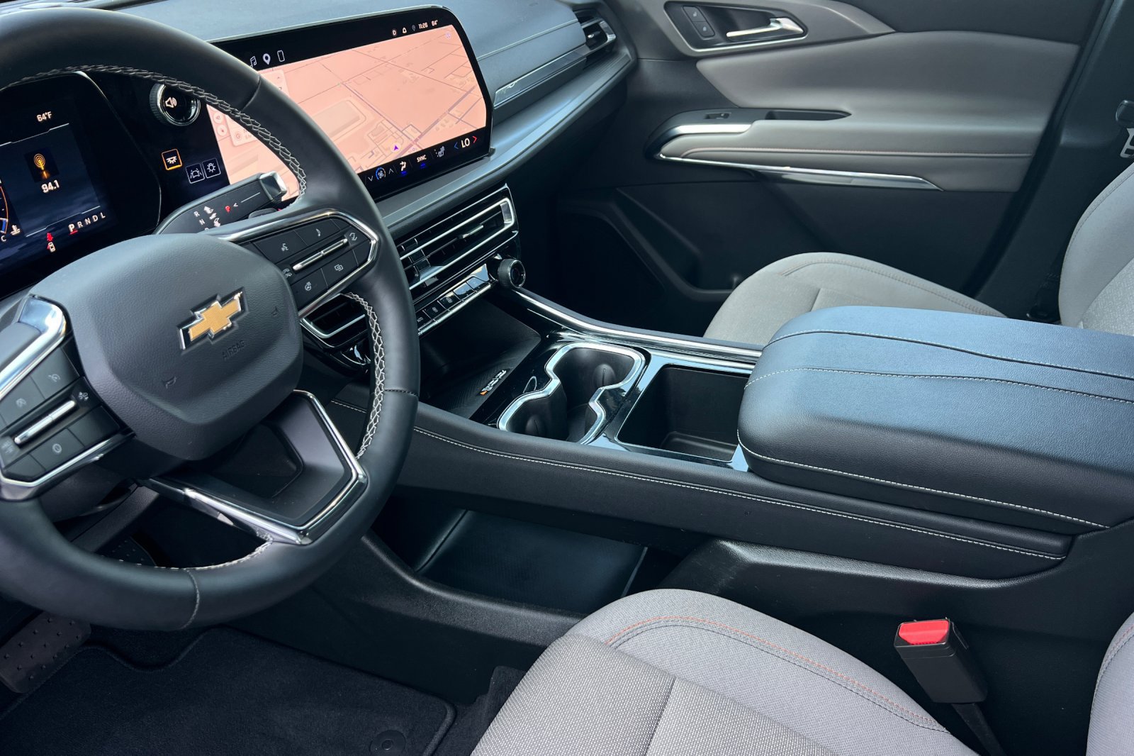 Used 2026 Chevrolet Traverse LT w/ Driver Confidence Package FWD image 11
