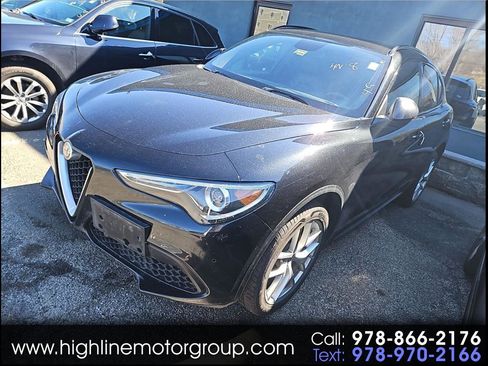 Used 2018 Alfa Romeo Stelvio Ti Sport image 1