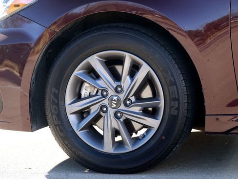 Used 2020 Kia Optima LX image 25