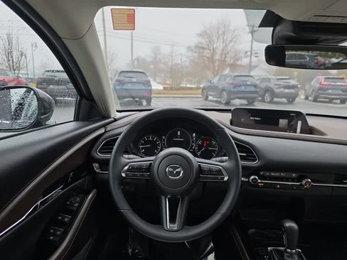 Used 2025 MAZDA CX-30 AWD 2.5 S w/ Premium Package image 17