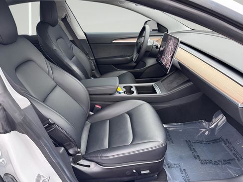 Used 2021 Tesla Model 3 Standard Range Plus image 29