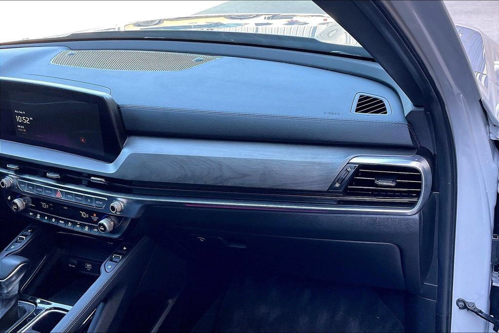 Used 2024 Kia Telluride SX X-Pro AWD/4WD image 16