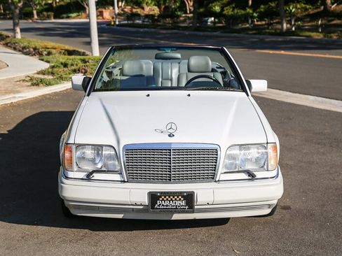 Used 1995 Mercedes-Benz E 320 Convertible image 11