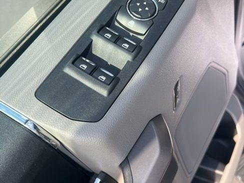 Used 2019 Ford F250 XLT w/ XLT Value Package AWD/4WD image 24