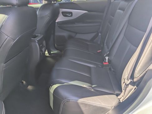 Used 2023 Nissan Murano SV FWD image 17