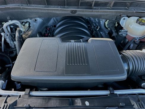 Used 2023 Chevrolet Tahoe LT image 29