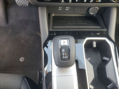 New 2026 Mitsubishi Outlander LE AWD/4WD image 18