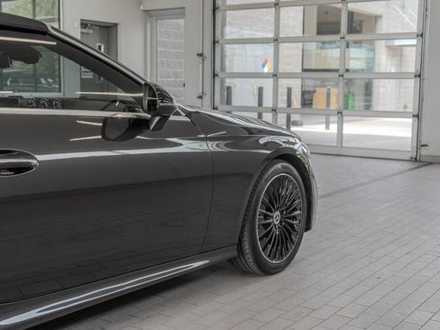 Used 2024 Mercedes-Benz CLE 300 4MATIC Cabriolet image 34