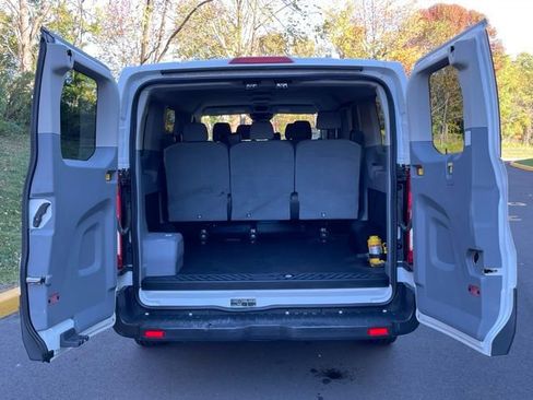 Used 2015 Ford Transit 150 XLT image 17