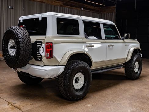Used 2026 Ford Bronco Heritage Edition AWD/4WD image 4