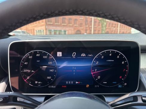 Certified 2025 Mercedes-Benz GLC 300 4MATIC image 12