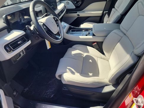 New 2025 Lincoln Aviator Reserve w/ Equipment Group 201A image 10