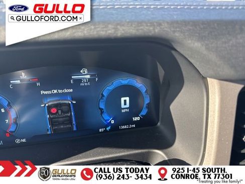 Used 2025 Ford Bronco Outer Banks AWD/4WD image 11