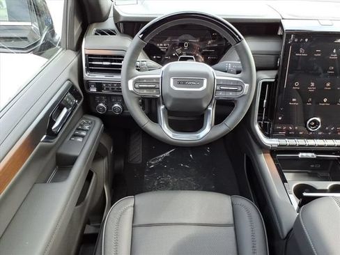 New 2026 GMC Yukon XL Denali w/ Denali Reserve Package AWD/4WD image 18