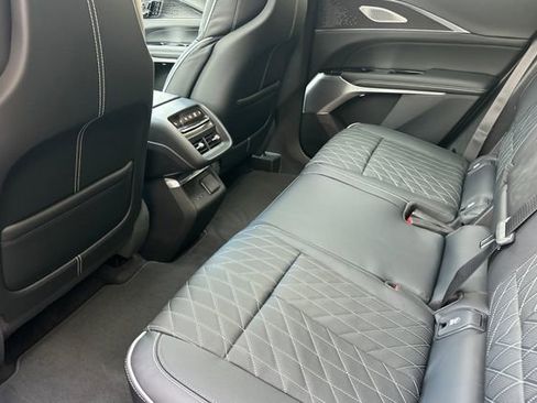 New 2026 Cadillac Lyriq V AWD/4WD image 12