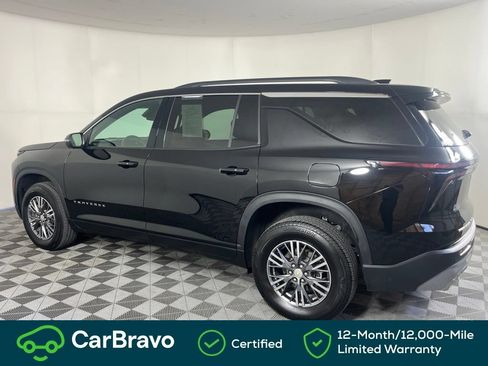 Used 2026 Chevrolet Traverse LT AWD/4WD image 11