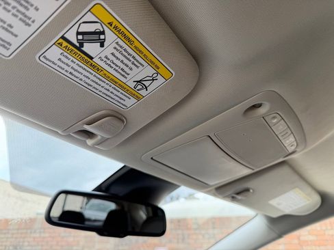 Used 2023 Nissan Murano SV image 25