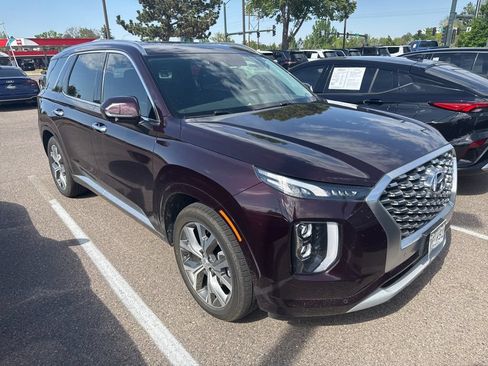 Used 2022 Hyundai Palisade Limited AWD/4WD image 2
