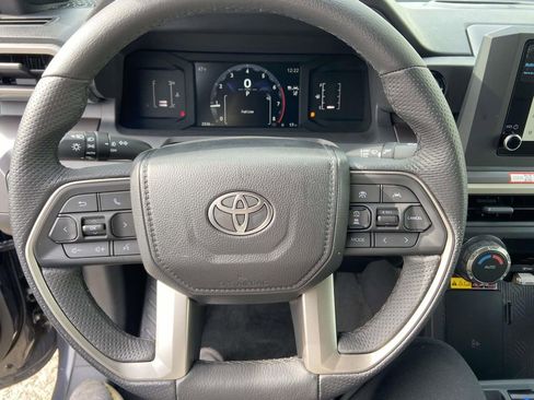 Used 2025 Toyota Tacoma SR5 w/ SR5 Upgrade Package image 34